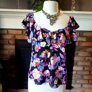 Bold Elements rose cold shoulder ruffle black